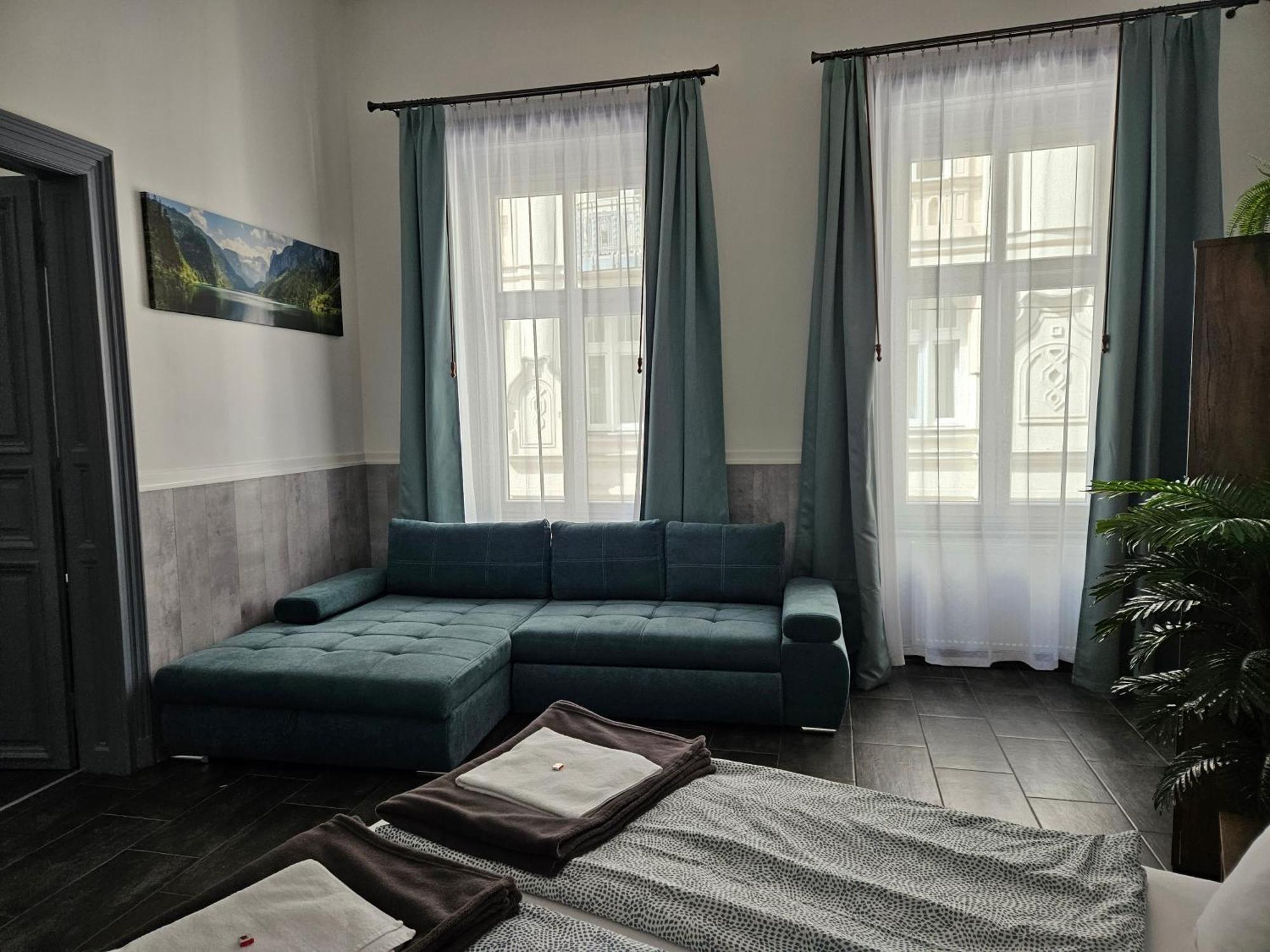 D3 Basilica Luxury Spacious Free Parking For 1 Car บูดาเปสต์ ภายนอก รูปภาพ